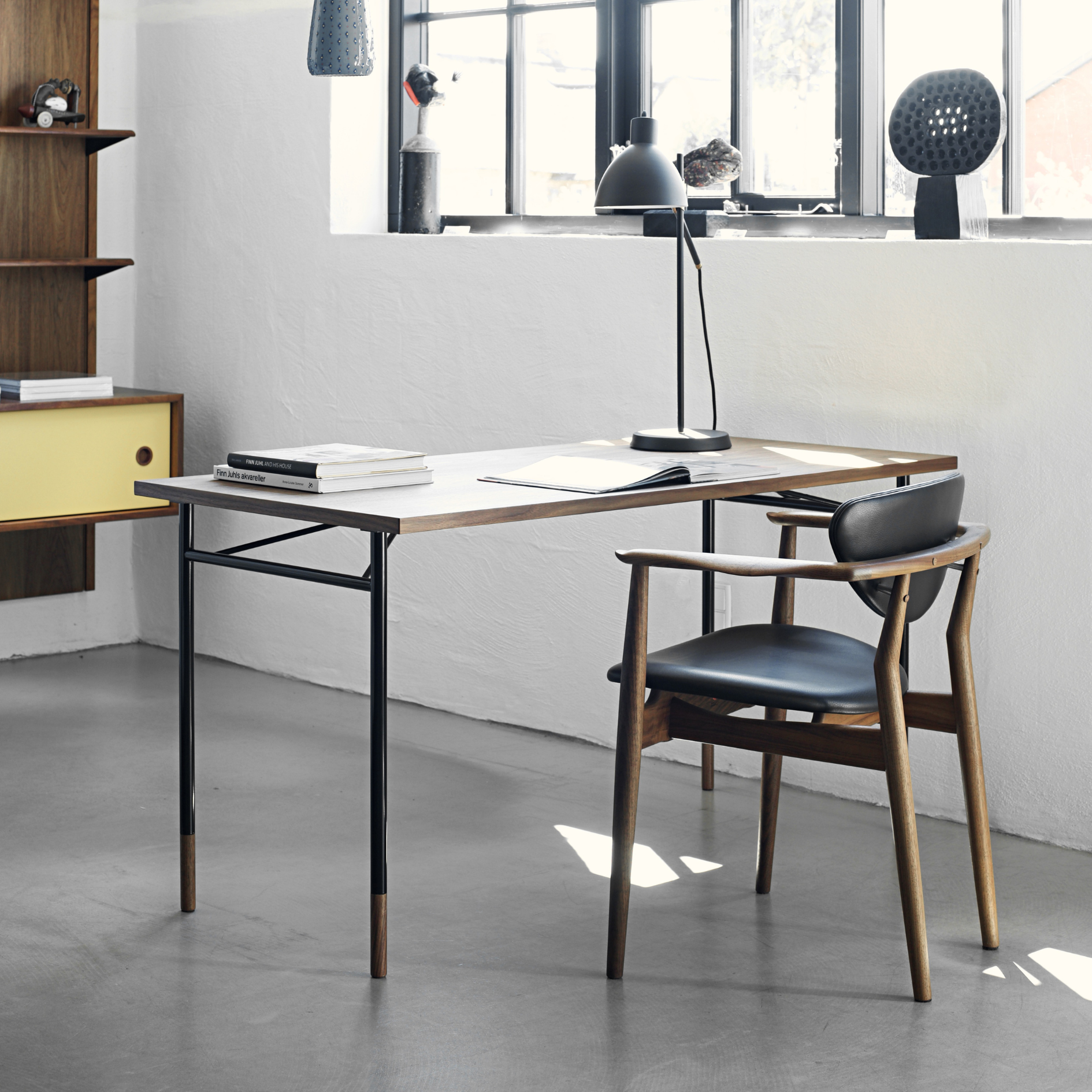 The Nyhavn Desk